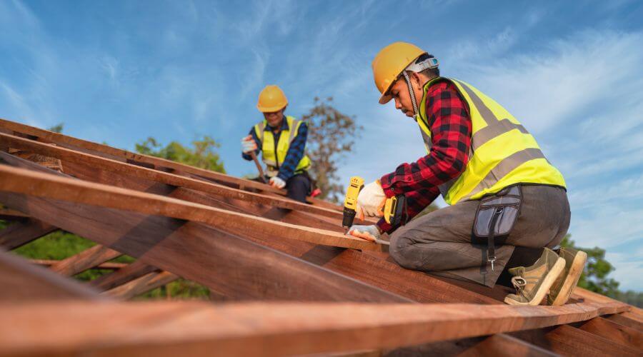 Professional gutter cleaning in Riverton, NE